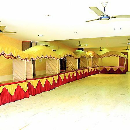 Sindhu Towers Hotel Vellore Eksteriør billede