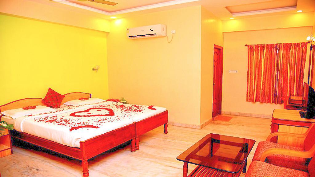 Sindhu Towers Hotel Vellore Eksteriør billede